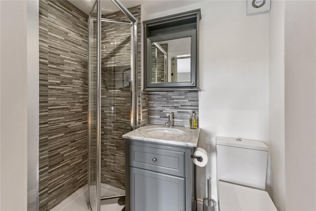Cottage Bathroom