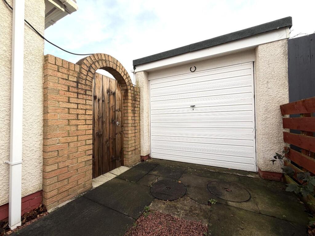 SIDE ACCESS AND GARAGE