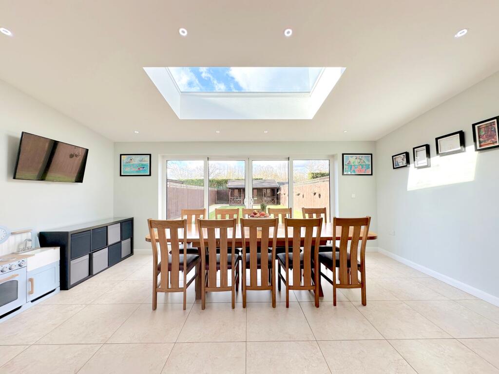 Open-plan Kitchen/Dining Room