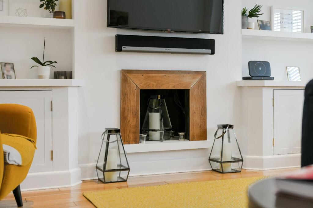 CASTLE AVENUE, FEATURE (5).jpg