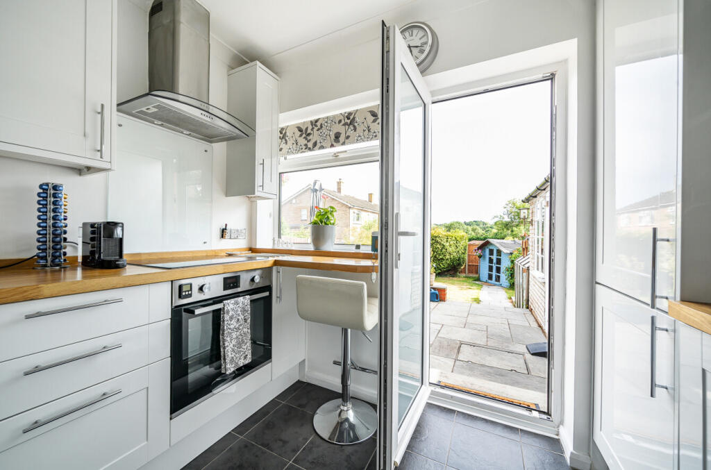 1316881-9-68640e5...