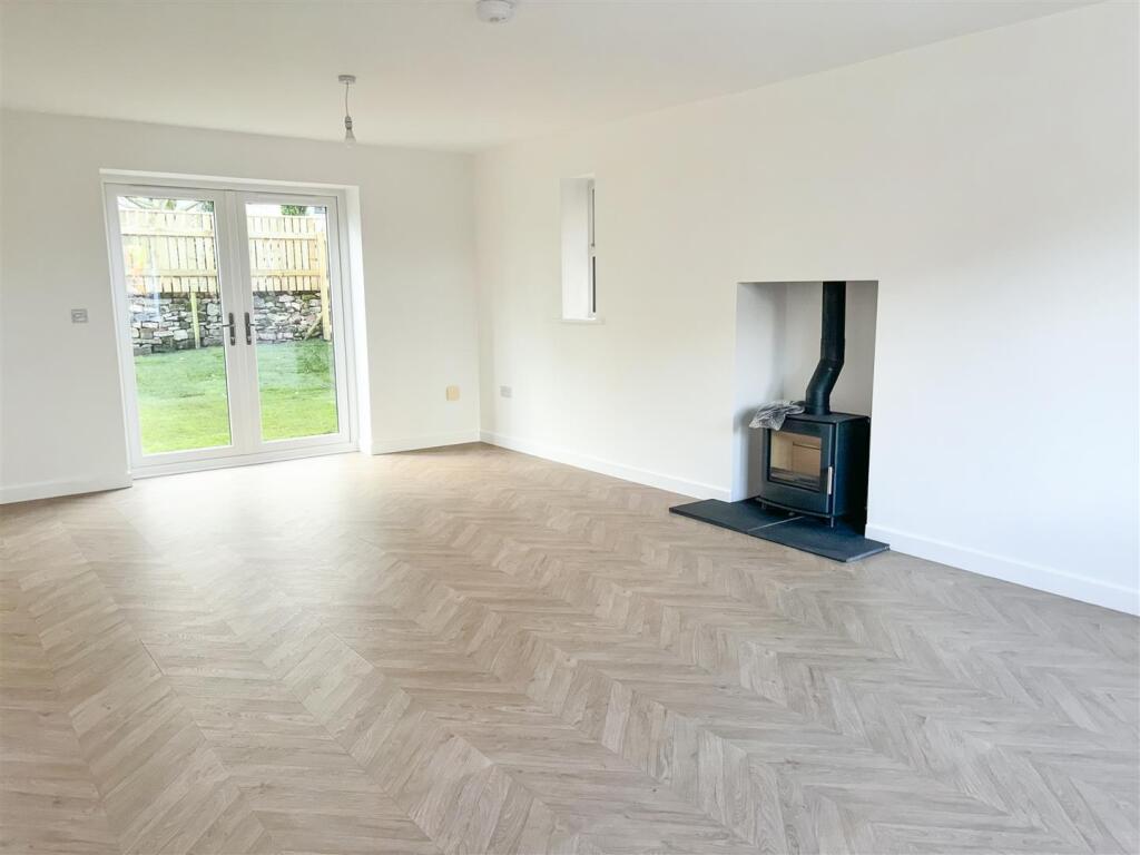 Lounge Example