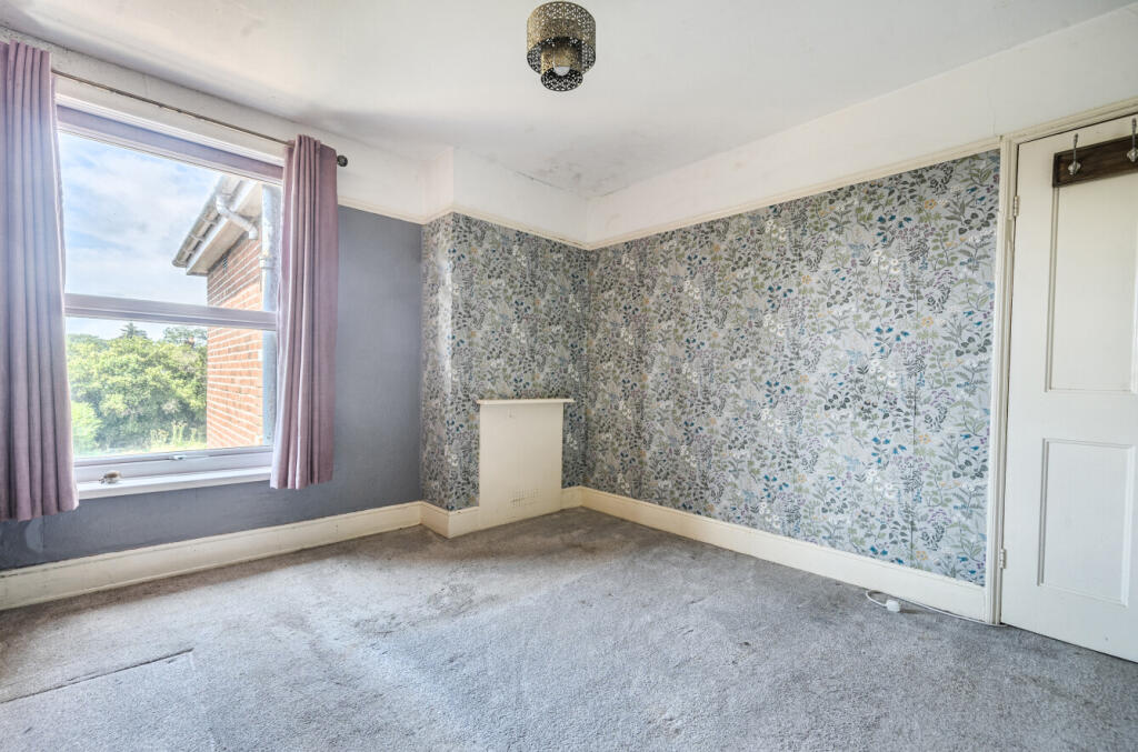 1306604-17-684ae3...