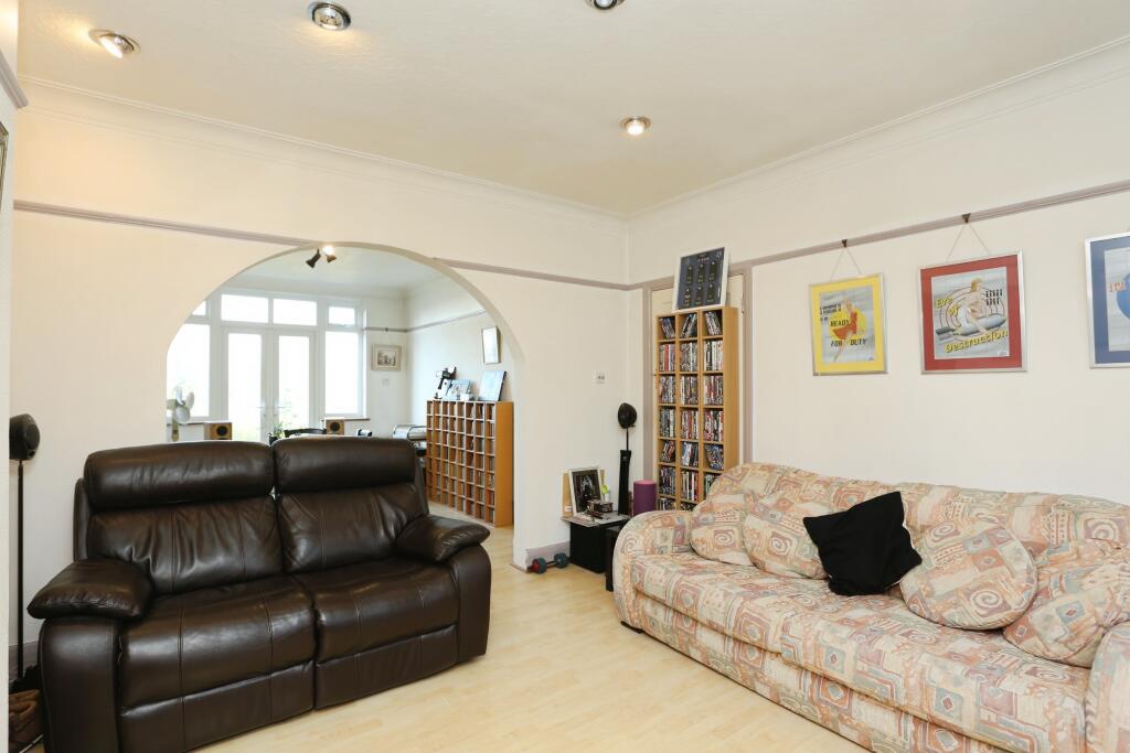 Living / Dining Room