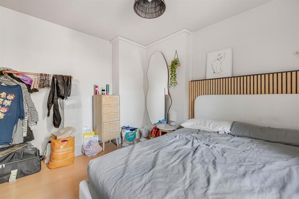 James_Anderson__Kendal_Court__10__Rosemary_Lane_Mo