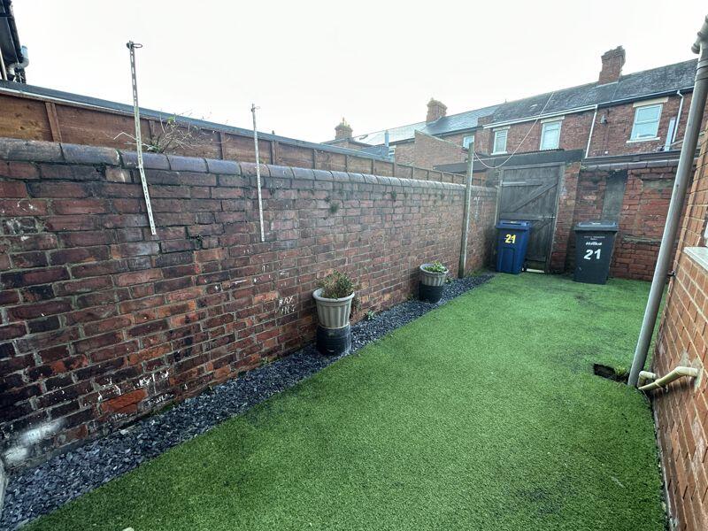 Photo 17