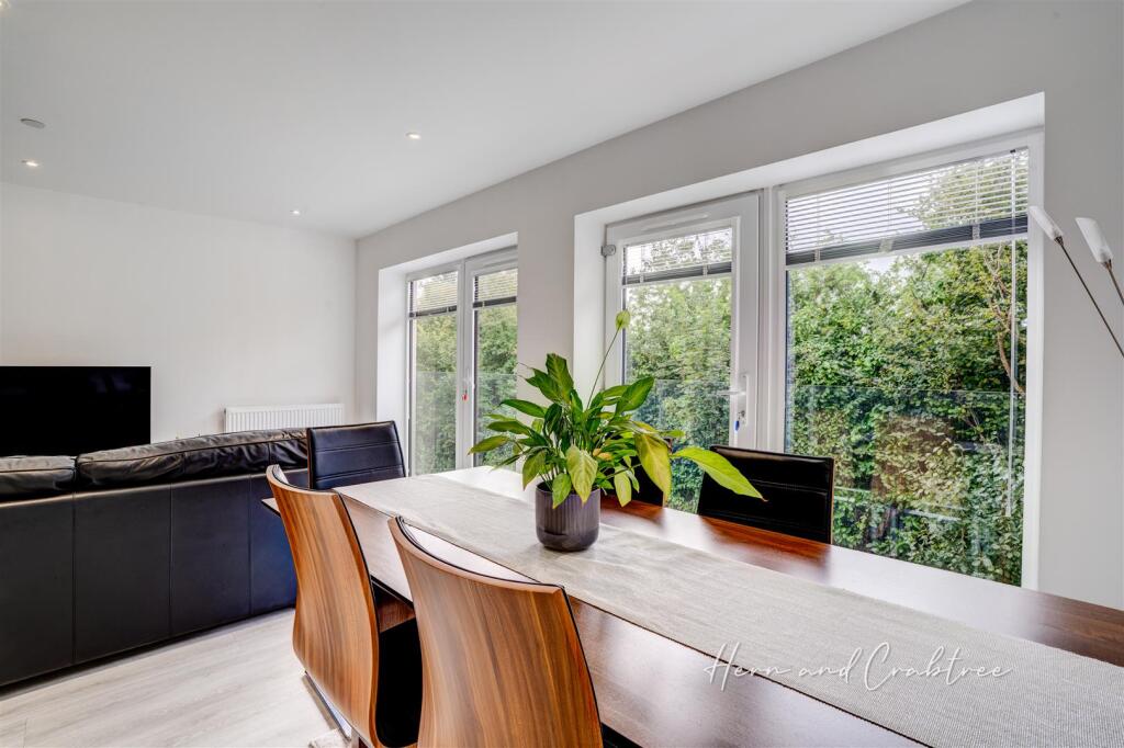 Lozelles Gardens, Lisvane, HernCrabtree (6).jpg