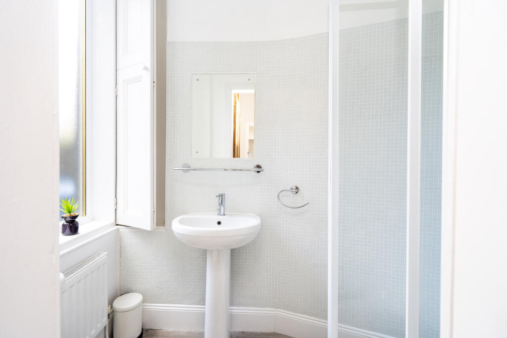 Flat 01 , 3-1 Garthland Drive, Glasgow, G31 2RE (1