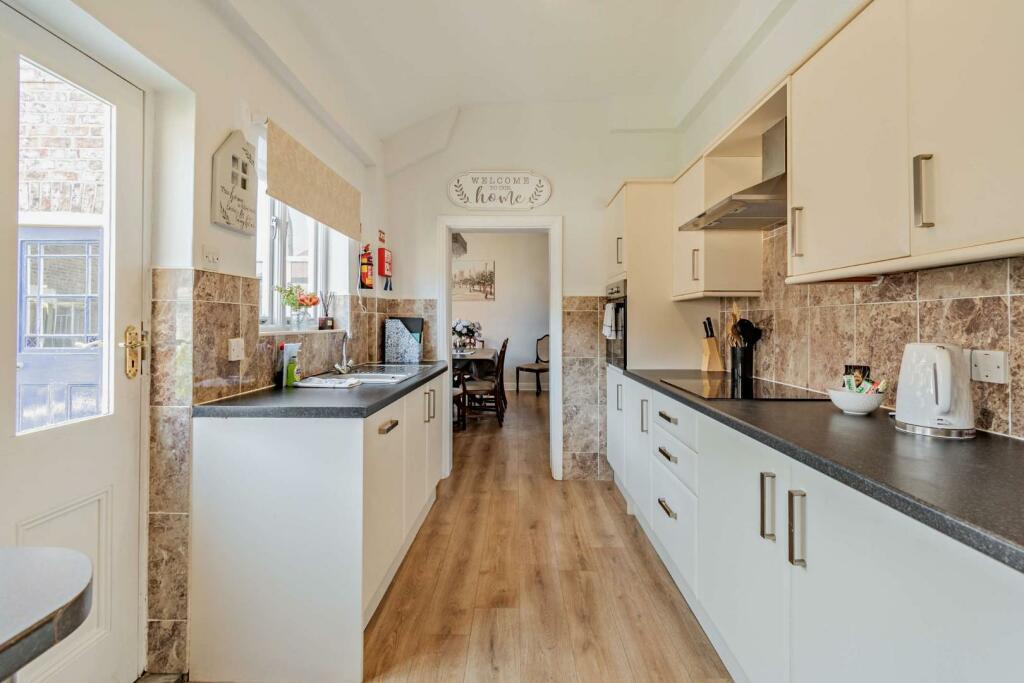 8556849-interior13-800.jpg