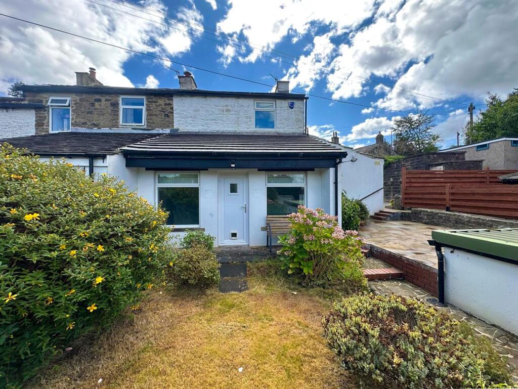 2 Bed Cottage, Keighley