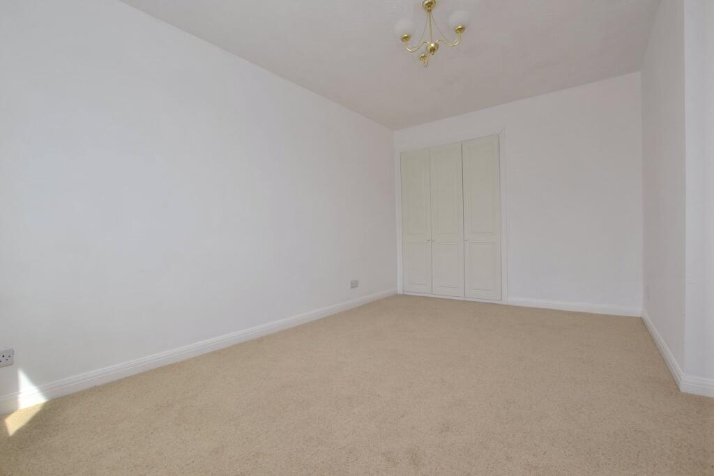 Goshawk Road, Quedgeley, Gloucester, Gloucestershire, GL2