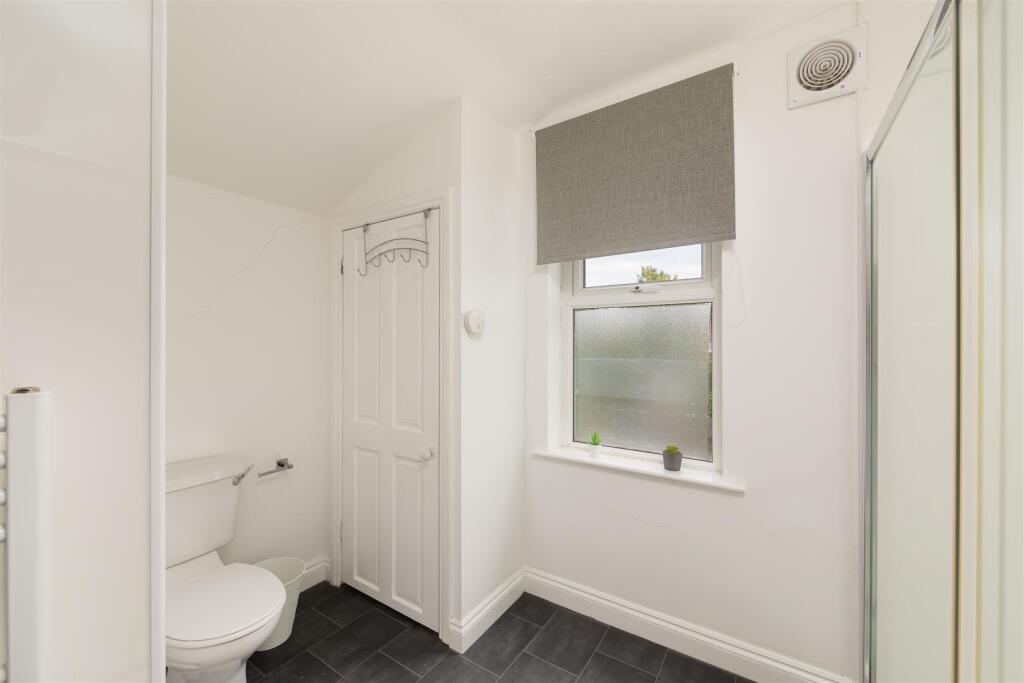 10 Shaftesbury Ave -11.jpg