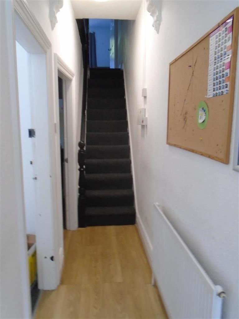 Hallway (1).JPG
