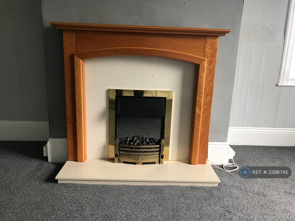 Lounge Fire Place And Electric Fire