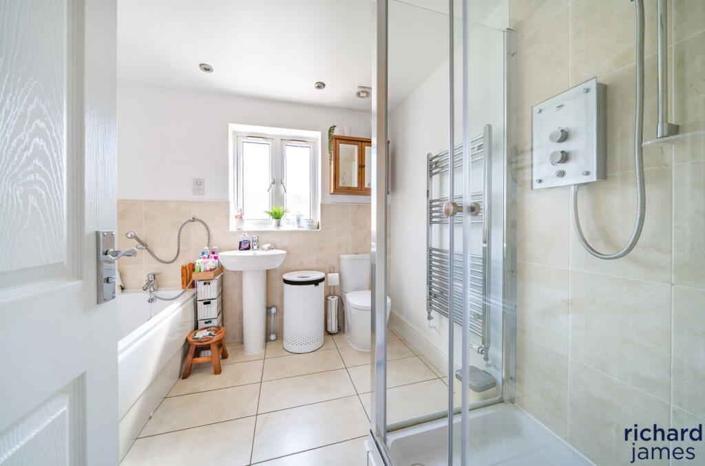 ff89ee8c-7e89-426...