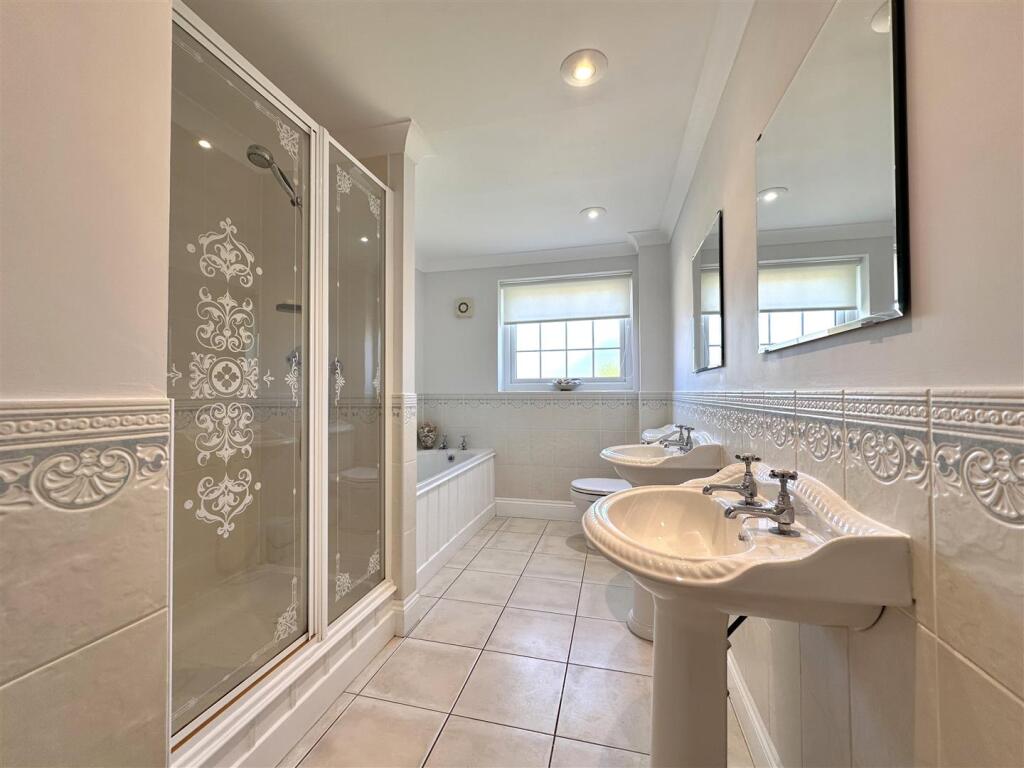Five-Piece Bathroom 111