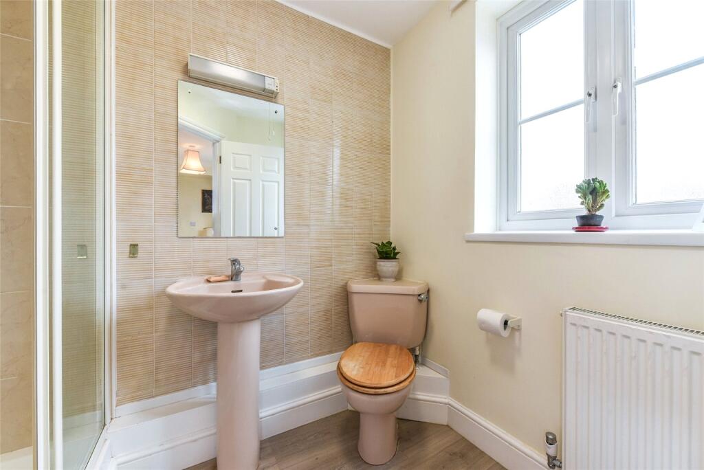 Main Bathroom