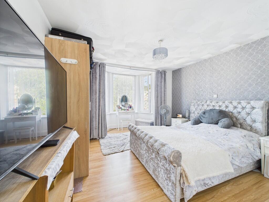 CAM02089G0-PR0524...