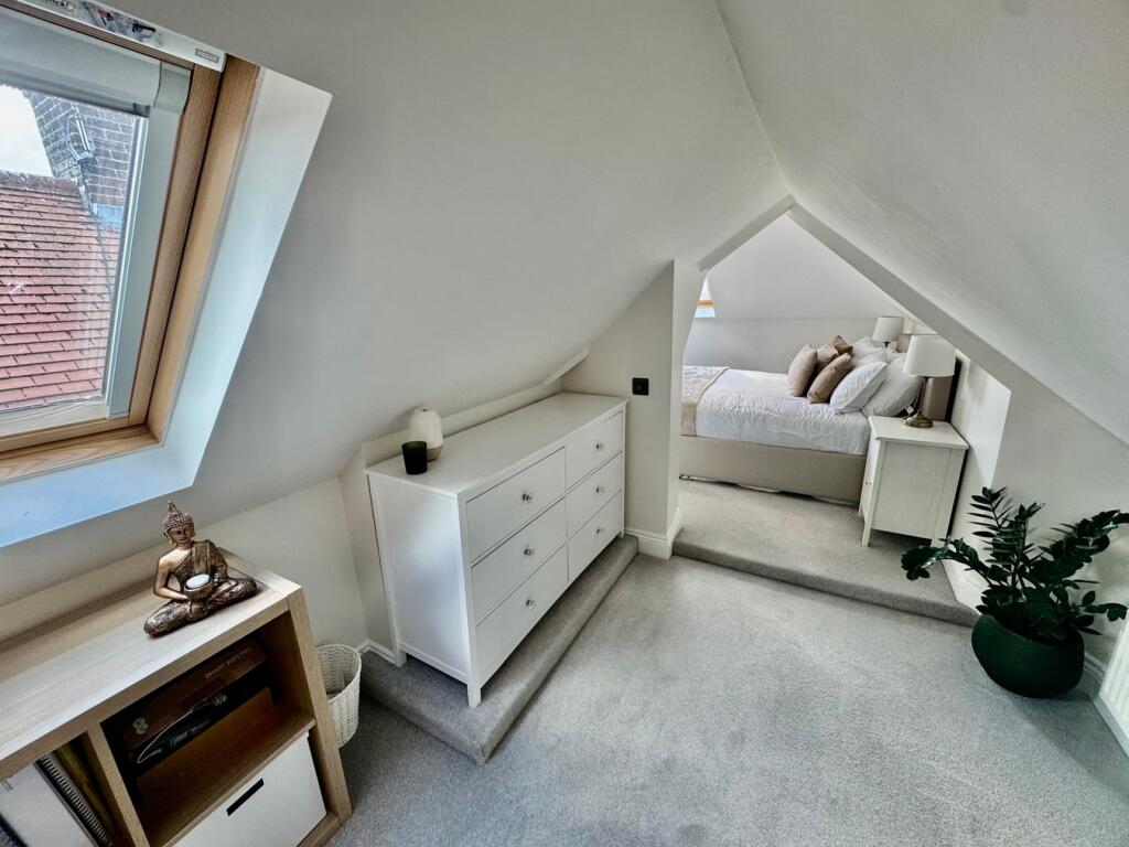 Home Office / Bedroom Four