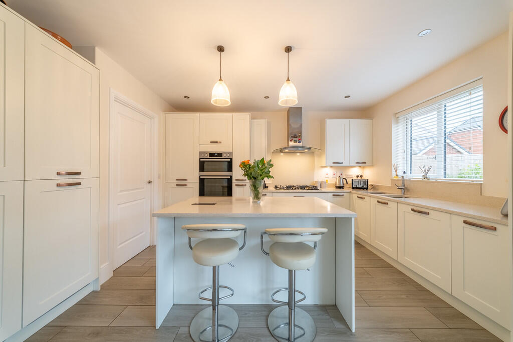 5 Curzon Avenue-3...