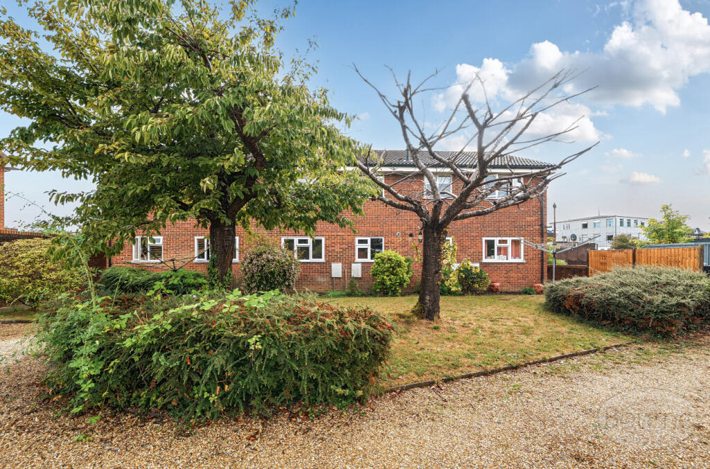 67723391-05c2-490...