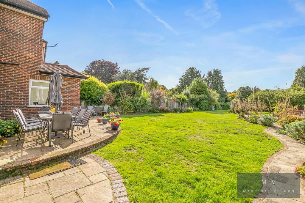 Manor Gardens 4 MV-25.jpg