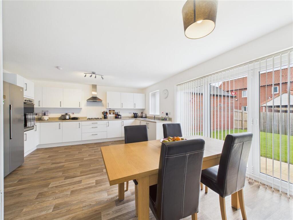 KITCHEN/ LIVING/ DINER