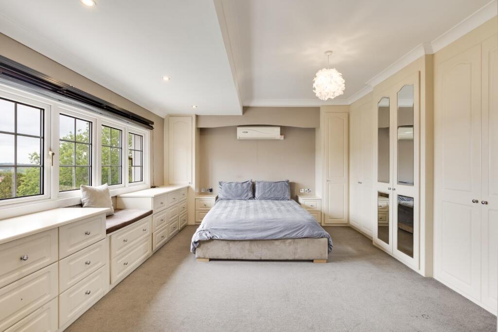 East Ridgeway 2-16.jpg