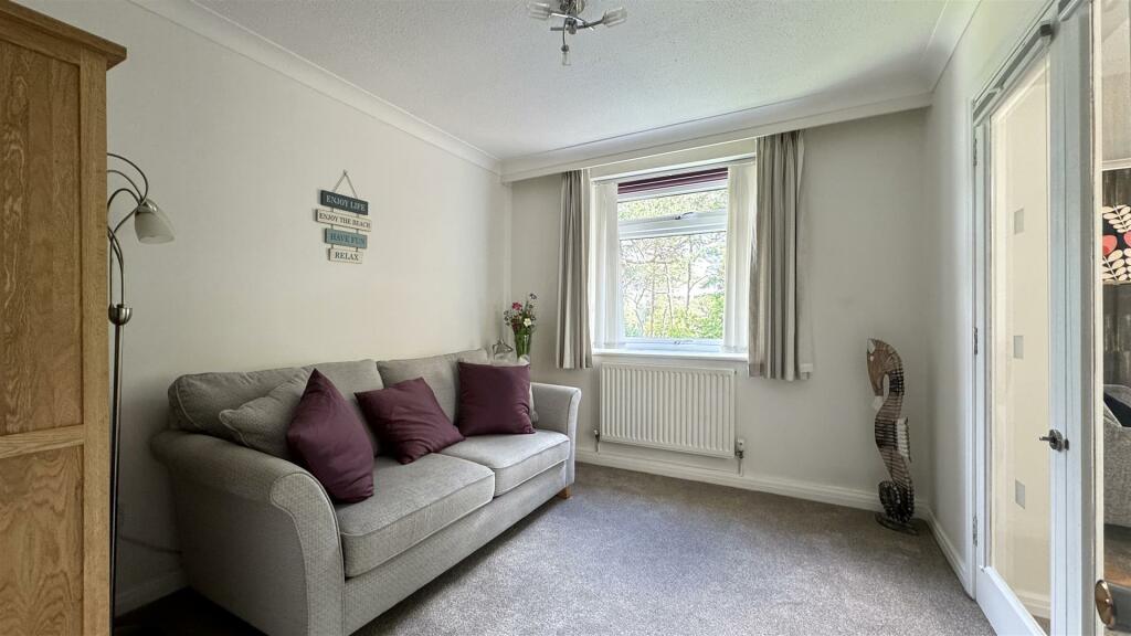 Dining Room/Bedroom