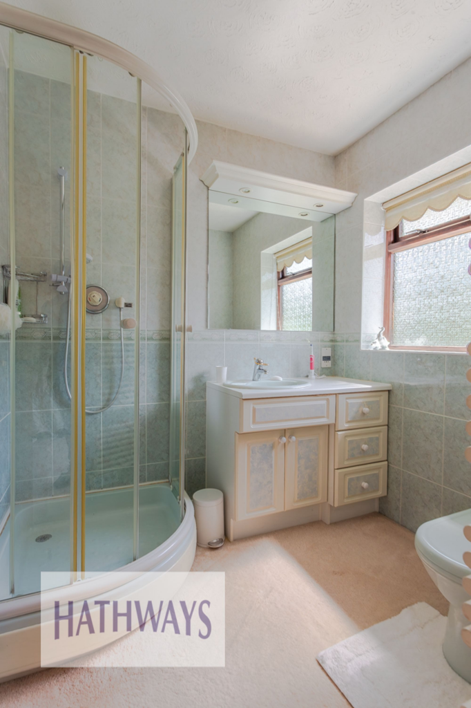 Master Bedroom En-Suite