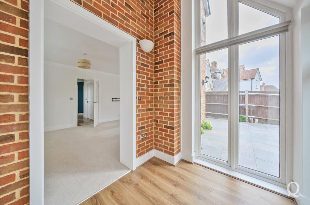 906d940f-d5d5-4b1...