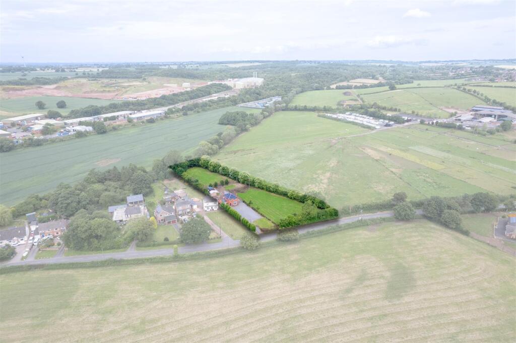Merrylees Road, Thornton