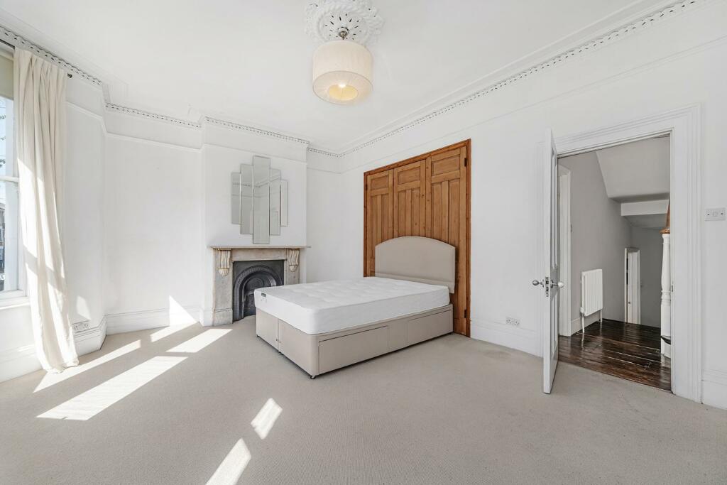 Bedrooms (5).JPG