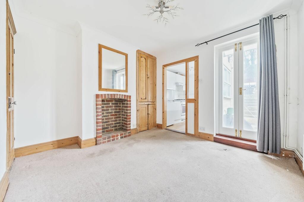 Dining Room (2)