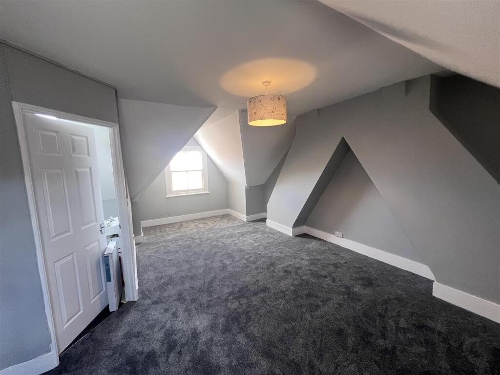 En-suite bedroom