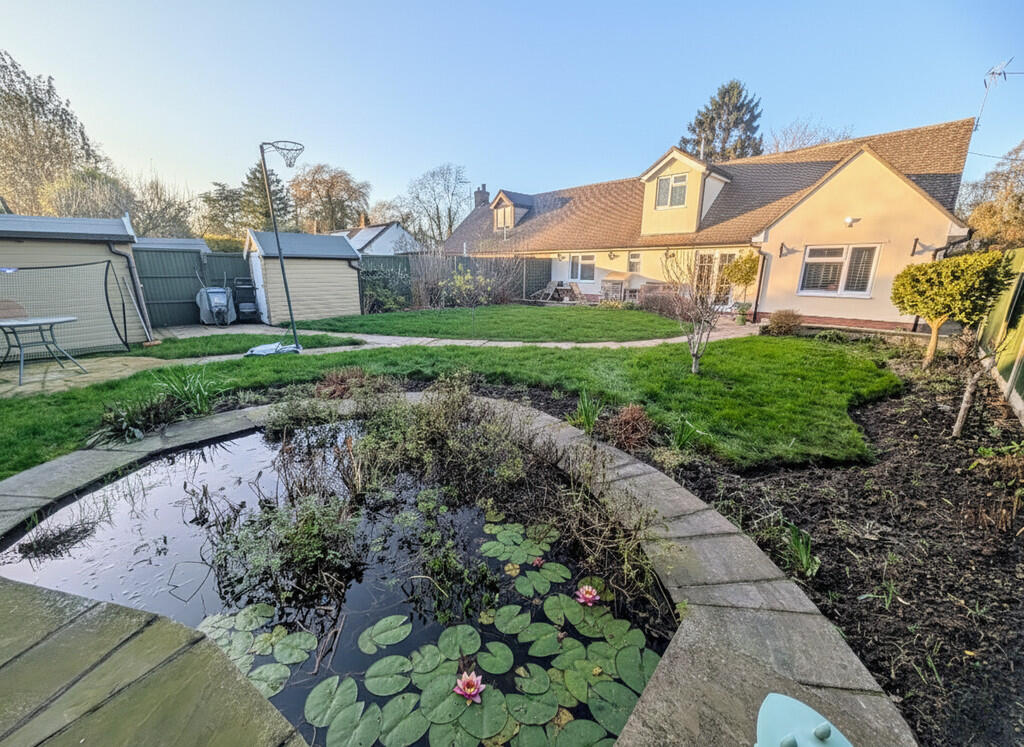 282f7eee-36c3-415...