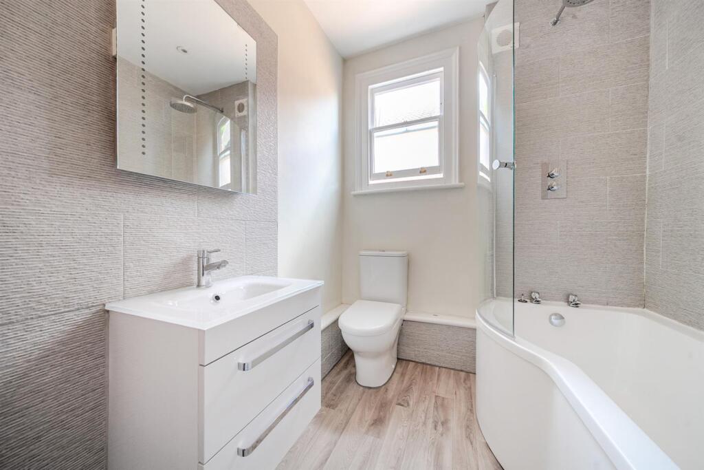 bathroom h.JPG