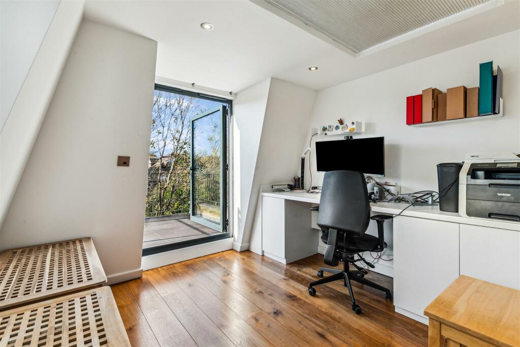 Duke Road, W4 - FOR SALE