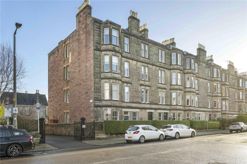 27 Falcon Gardens 63