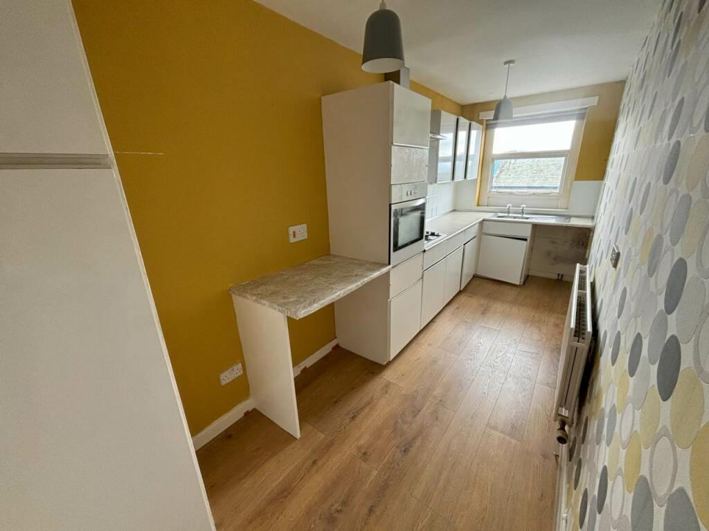 1 St Elmo - Kitchen