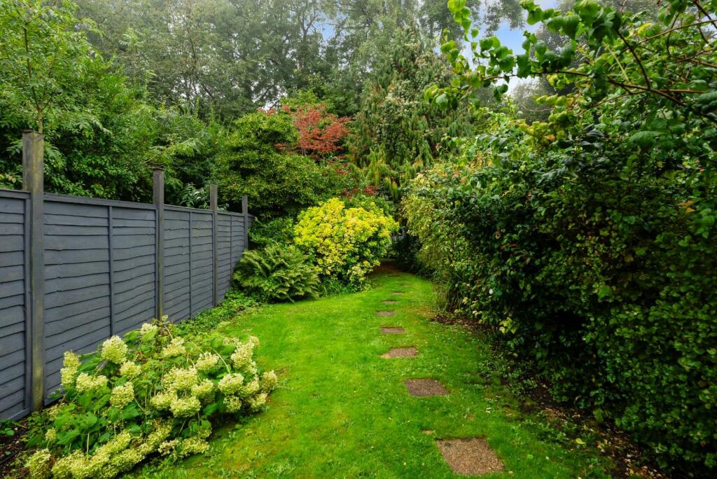 ASHURST ROAD,  (12).jpg