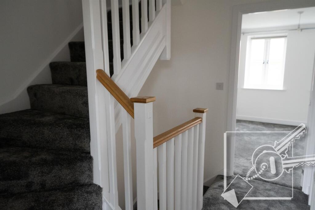 STAIRS TO 2ND FLOOR (TOP)