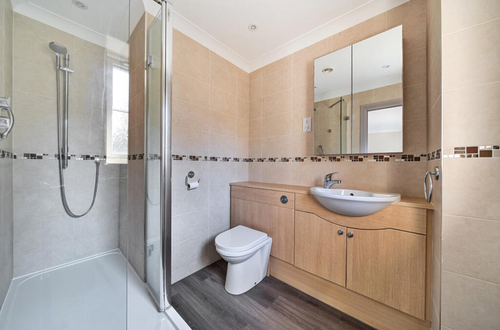 En Suite Shower Room