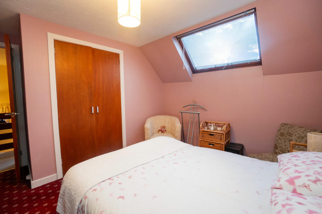 WallaceSt_Bedroom2_2