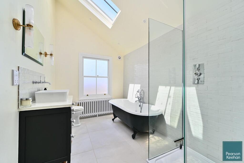 53 John Street, BN43 (16).jpg