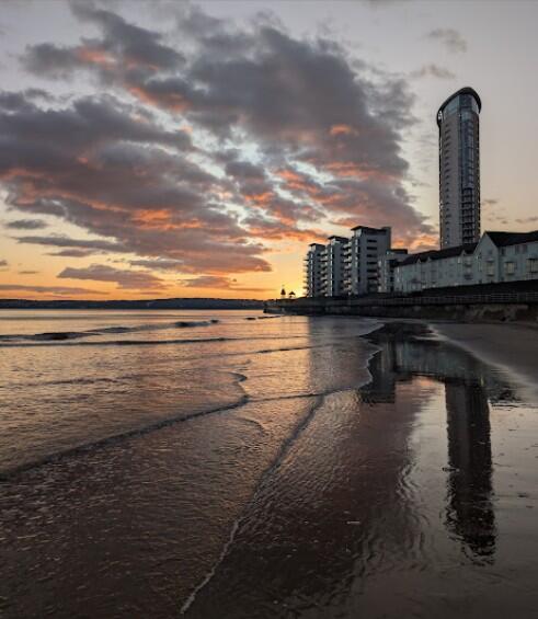 Front C T202511041547.jpg