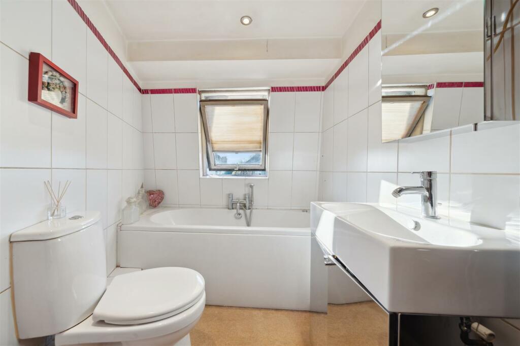 Devonshire Passage, W4 - FOR SALE