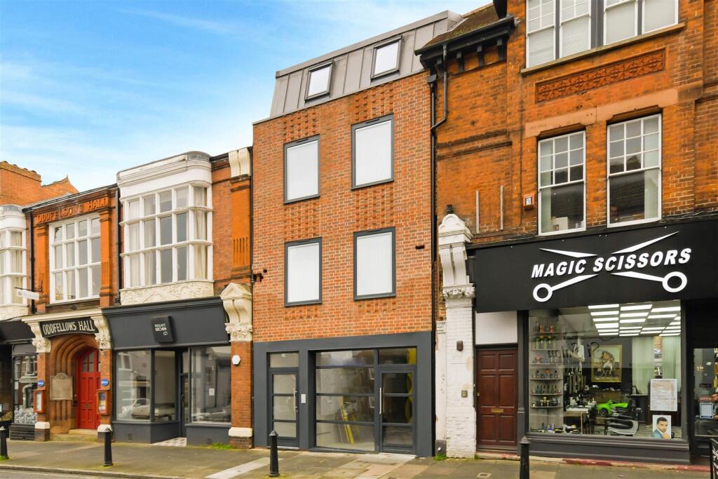 EXTERNALS ¿ HIGH STREET, 266 &amp; THE CHINES 10A-5_cr