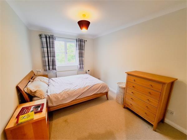 bedroom.jpg