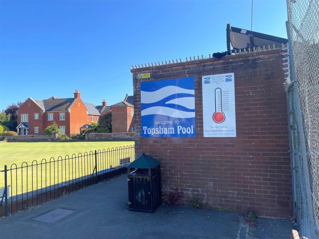 Swimming Pool 300yds